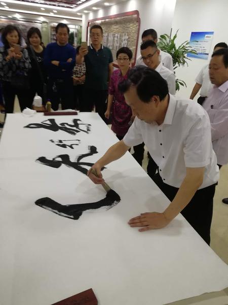 文化部中国文化艺术协会副主席王忠林 抒写.jpg